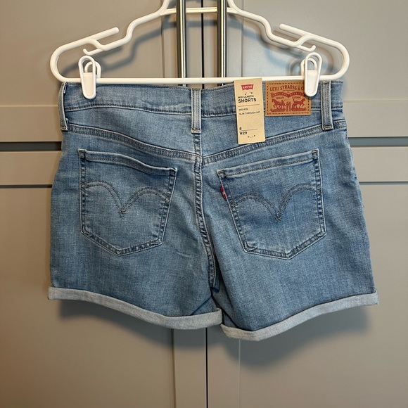 Levi's Denim Shorts - Picture 3 of 4